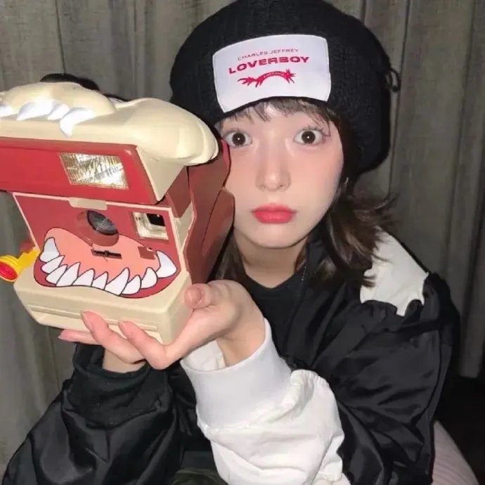 女军官与魔鬼